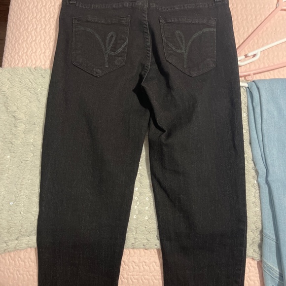 Jeans - Picture 2 of 2